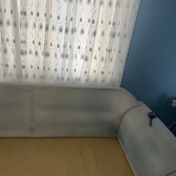 Leydi Home Tekstil Koltuk Örtüsü Renk Verdi, Değerli Koltuklar Maviye Döndü, Satıcı Çözüm Sunmadı