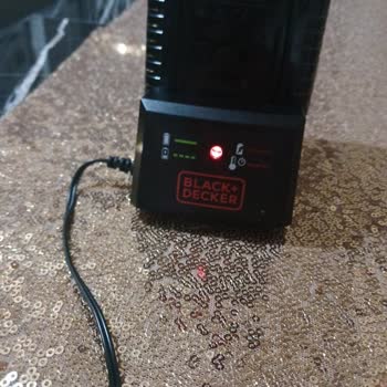 Black&Decker Dik Süpürge Şarj Sorunu Ve Değişim Talebi