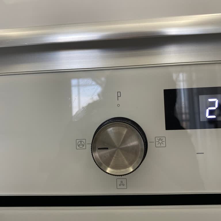 Fansız Pişirme Özelliği Olmayan Simfer Fırınından Memnun Değil, Değişim Talebi