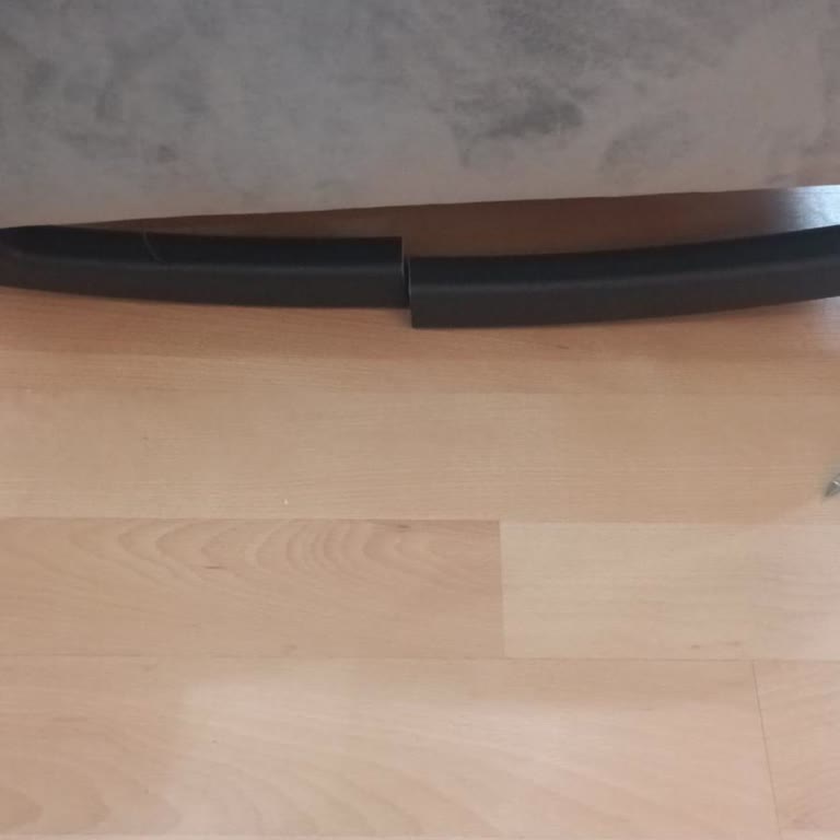 Kırık Koltuk Ayağı Ve Cevapsız Servis Nedeniyle Tam Geri Ödeme Talebi