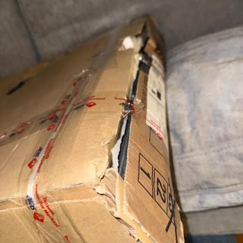 Aras Kargo Teslimatında Siemens Ocak Camı Kırıldı, Şikayetimize Cevap Gelmedi