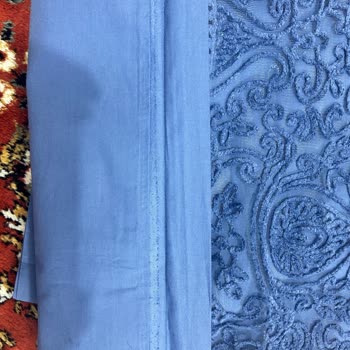 İsabella Setindeki Hatalı Dikiş Ve Yağ Lekesi