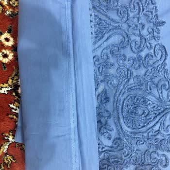 İsabella Setindeki Hatalı Dikiş Ve Yağ Lekesi