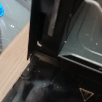 Kumtel Garanti Kapsamındaki Fırın Menteşesi Kırıldı, Servis 3000 TL Ücret İstiyor!