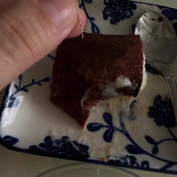 Kazandibi Paketi İçinde Metal Zımba Parçası Bulunması Ve Ağız Yaralanması