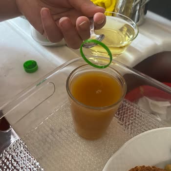 Mis Kaysı Nektarında Plastik Parça Çıktı