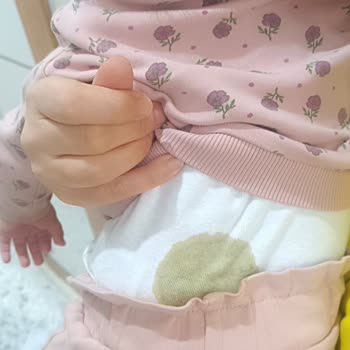 Molfix 4 Numaralı Bebek Bezinde Sürekli Sızdırmazlık Sorunu Ve İade Talebi