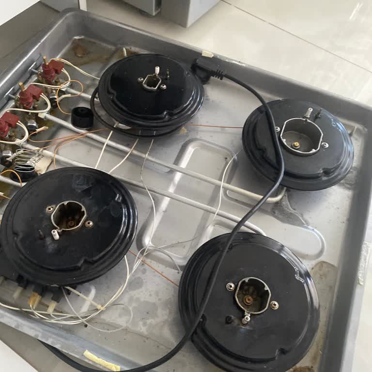 Kumtel Set Üstü Ocağın Patlaması Güvenlik Riski Ve Ücretsiz Onarım Talebi