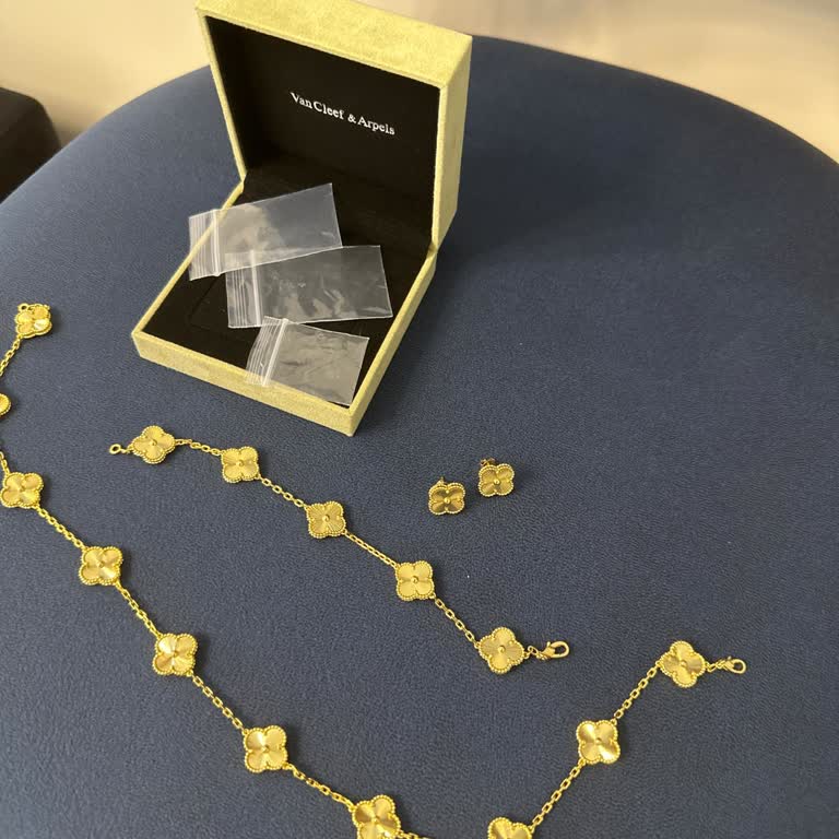 Metal Ürün Aldım, Alerjim Var Gümüş Olarak Sipariş Ettim Ve İade İstiyorum