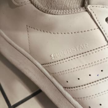 Ayakkabının Kısa Sürede Açılması Ve Mağazanın Fatura Bulamaması