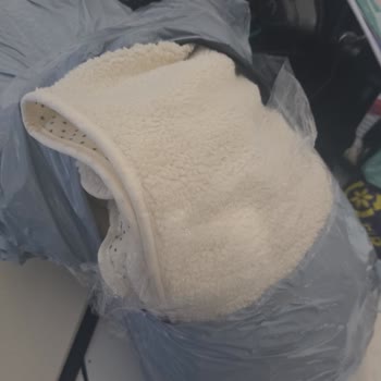 Yanlış Gönderilen Koltuk Örtüsü Ve Yanıtsız İletişim