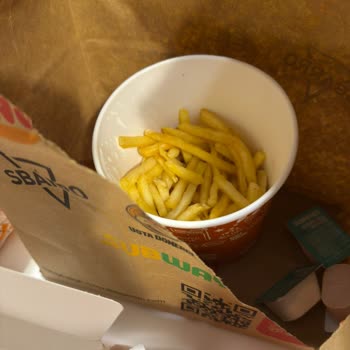 Popeyes Avcılar Şubesi Sürekli Bayat ve Eksik Ürün Gönderiyor