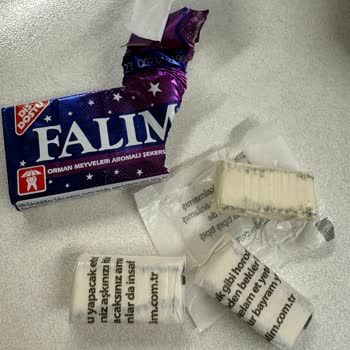 Mürekkep Bulaşmış Sakız Paketi Ve Çocuk Sağlığı Riski