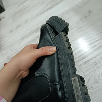 Harley Davidson Botunun Tabanı Çabucak Ayrıldı Ve Müşteri Desteği Yok