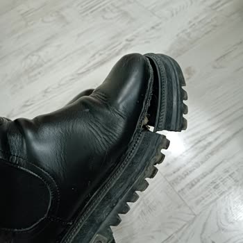 Harley Davidson Botunun Tabanı Çabucak Ayrıldı Ve Müşteri Desteği Yok