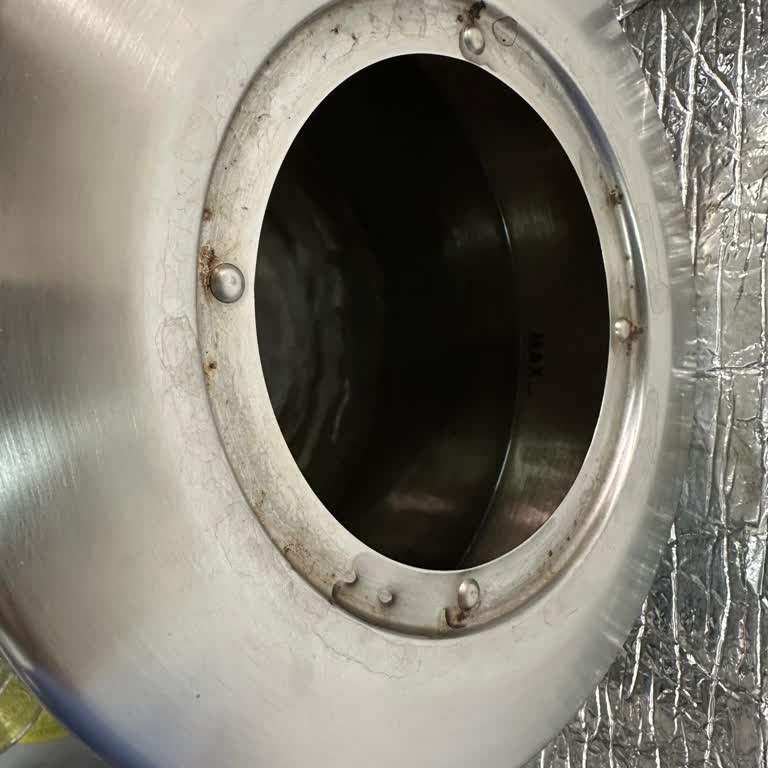 Paslanmaz Olması Gereken Semaverde Erken Paslanma Ve Ürün Değişimi Talebi