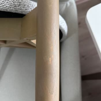 Marmara Forum Enza Home'da Hasarlı Sandalyeler Ve Değişim Talebi