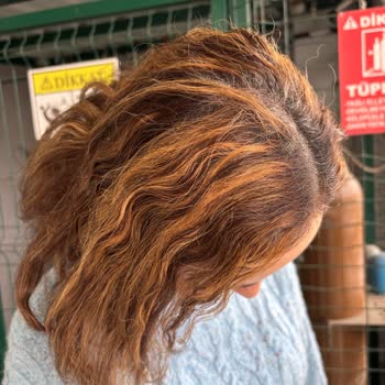 İpek Altınışık Bayan Kuaförü Yapılan İşlem, Gösterdiğim Modelle Uzaktan Yakından Alakalı Olmadı