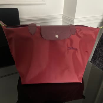 Longchamp Çantasının Kısa Sürede Yırtılması Ve İade Talebi
