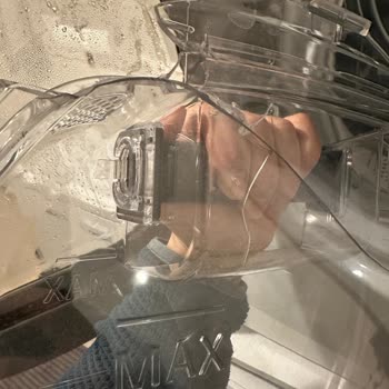 Garanti Kapsamındaki Kurutma Makinesinin Su Haznesi Düşüp Kırıldı, Ücretsiz Parça Değişimi Talebi