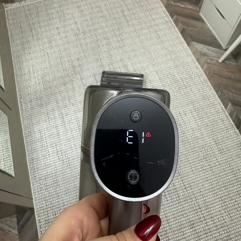 Garanti Servisi Süpürgeyi Kirli Ve Arızalı Halde Döndürdü, Değişim Talep Ediyorum