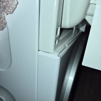 Arçelik Çamaşır Makinesinde Deterjan Çekmecesi Sızdırma Ve Paslanma Sorunu