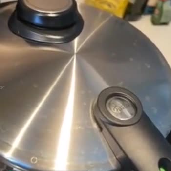 Yeni Fissler Düdüklü Hava Kaçırıyor