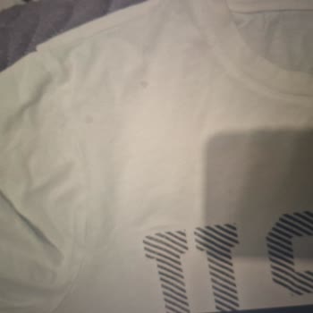 Arçelik Çamaşır Makinesinde Pas Ve Yağ Lekesi Sorunu: Çözüm Yok, Değişim Ve Tazminat Talebi