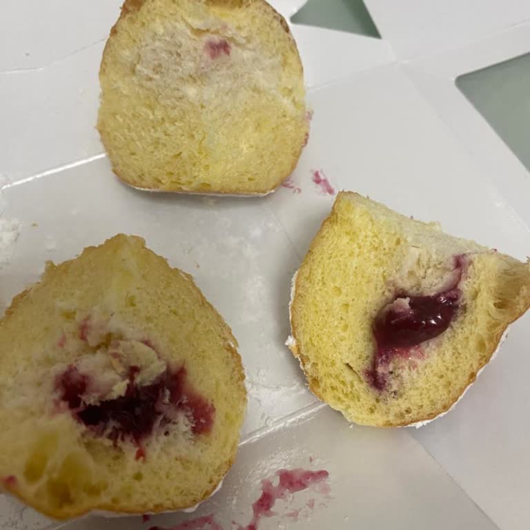 Ankara Tunalı Liva Pastanesinde Berliner’in Kalitesizliği Ve Hijyen Sorunu