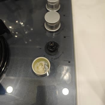 Simfer Set Üstü Ocak Düğmesi Kırıldı, Uyumlu Yedek Parça Bulunamıyor