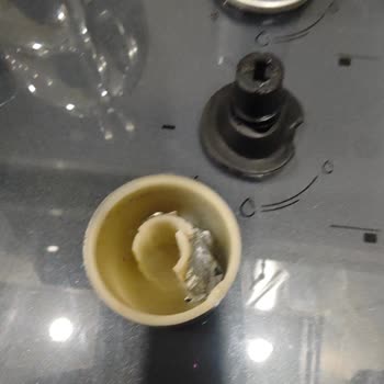 Simfer Set Üstü Ocak Düğmesi Kırıldı, Uyumlu Yedek Parça Bulunamıyor