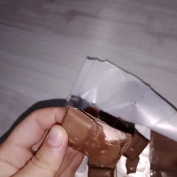 A101 Şubesinde Son Kullanma Tarihi Geçmiş Çikolata Satışı Ve Sağlık Riski