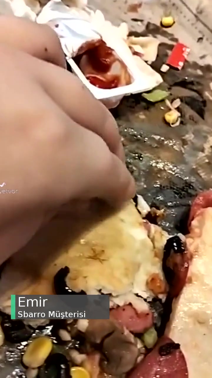 Sbarro Pişmemiş Pizza Geldi videonun kapak resmi