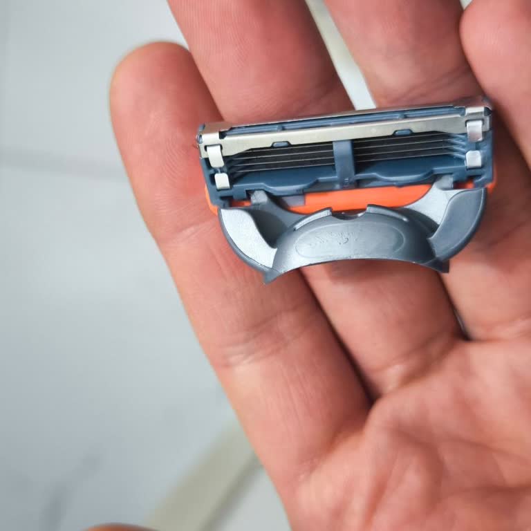 Dolap’ta Satılan Sahte Gillette Fusion 5 Ürünü Yüz Tahrişi Yaratıp İade Reddi