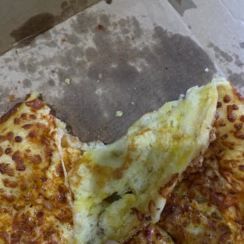 Domino’s Pizza’da Yarı Pişmiş Ürün Ve Cevapsız Müşteri Şikayeti