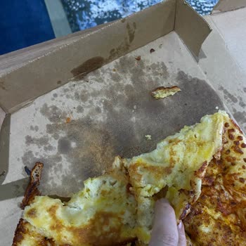 Domino’s Pizza’da Yarı Pişmiş Ürün Ve Cevapsız Müşteri Şikayeti