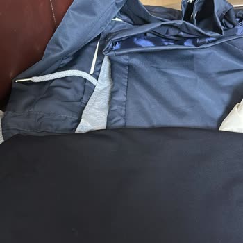 Touch Silky Ürün Renk Uyumsuzluğu, Uzun Teslim Süresi Ve Cevapsız Müşteri Hizmeti