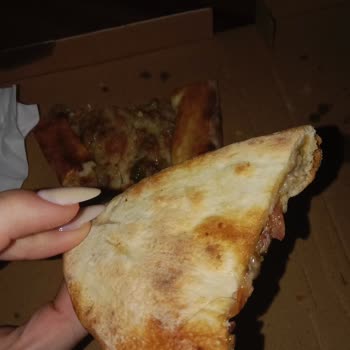 Bahadır Lezzet (Sakarya) Saç Çıkan Pide, Hijyen Sorunu ve Özürsüz İletişim