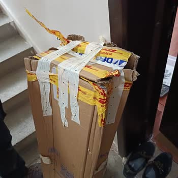 İkinci Kez Kırık Ve Yırtık Ambalaj Teslimatı Güveni Sarsıyor