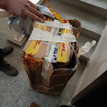 İkinci Kez Kırık Ve Yırtık Ambalaj Teslimatı Güveni Sarsıyor