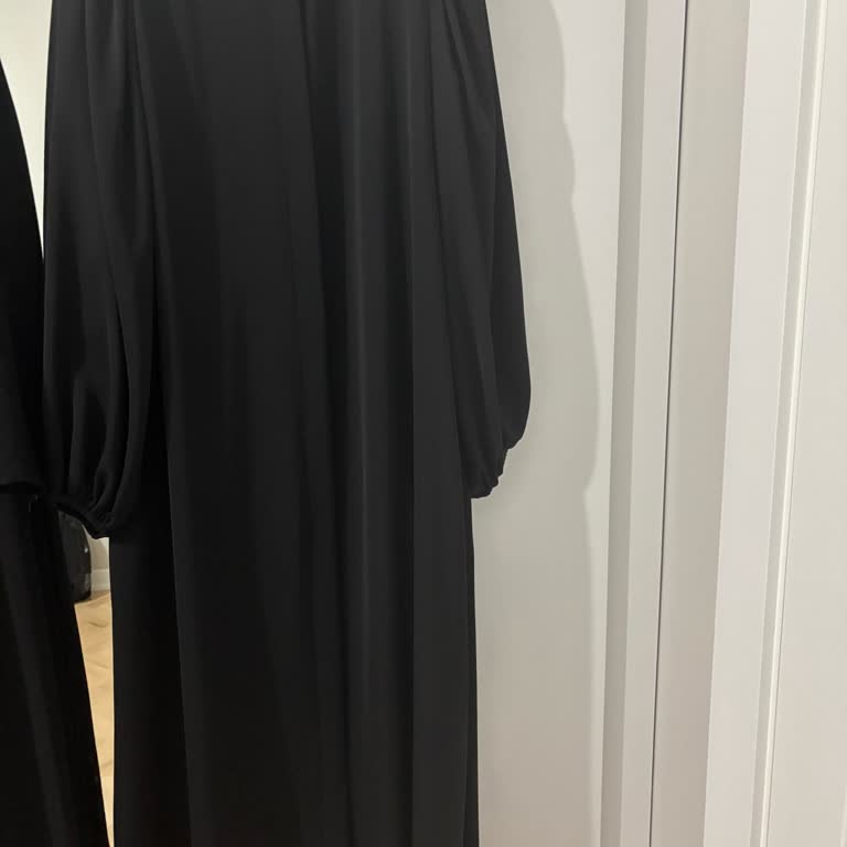 Dubai Ipeği Sözünün Arkasındaki Gerçek Polyester Ferace Ve İade Talebi