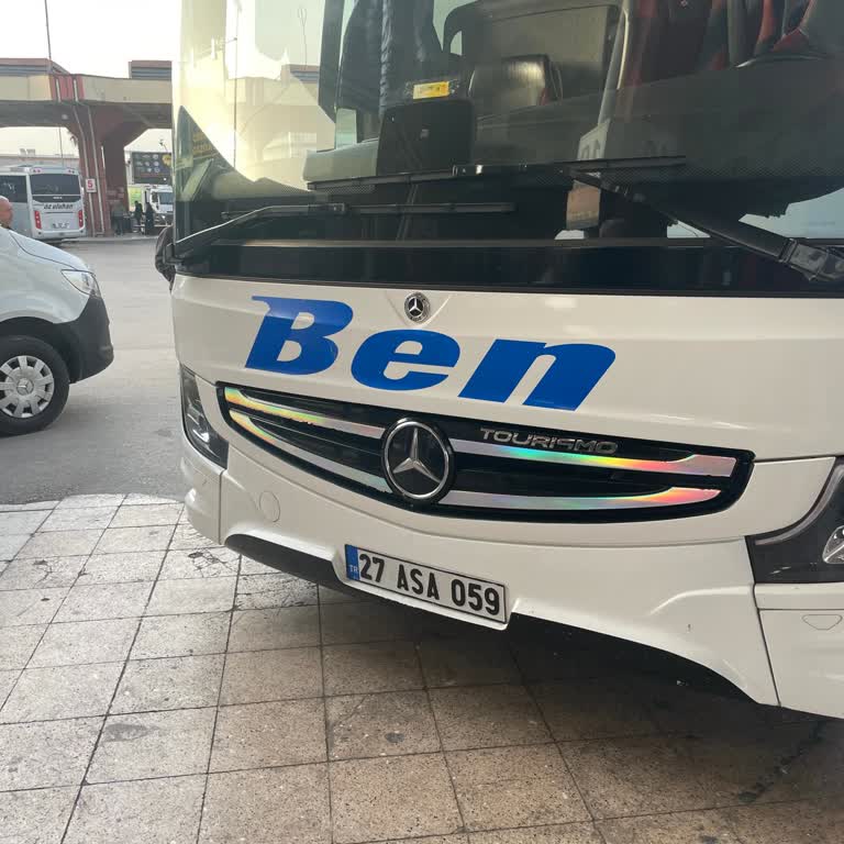 Şoförün Araç Kullanırken Sigara İçmesi Ve Personelin Nezaketsiz Tutumu