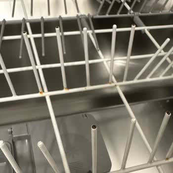 Arçelik Bulaşık Makinesinin Sepetlerinde Paslanma Ve Kaplama Sorunu