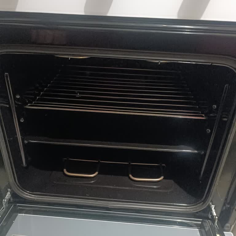 Kumtel Ankastre Setinde Eksik Fırın Tepsisi