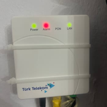 Türk Telekom Fiber İnternet Kesintisi Uzun Süre Sürdü, Ücret İadesi İsteniyor