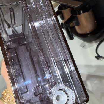 Media Markt’tan Gelen Kırık Su Tankı ve Yardımcı Olmayan Müşteri Hizmeti