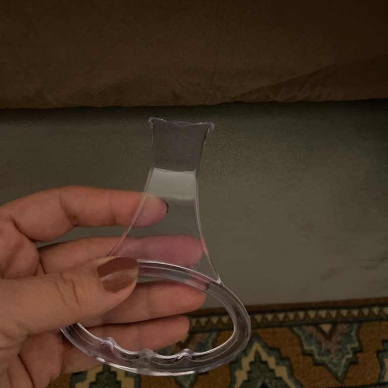 İstikbal Baza Plastik Tutacak Kırıldı Ve Metal Logo Düşüyor, Müşteri Hizmetlerine Ulaşılamıyor