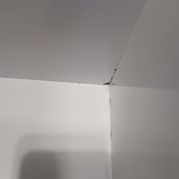 Çizik Ve Defolu Bebek Dolabı Nedeniyle Mağduriyet