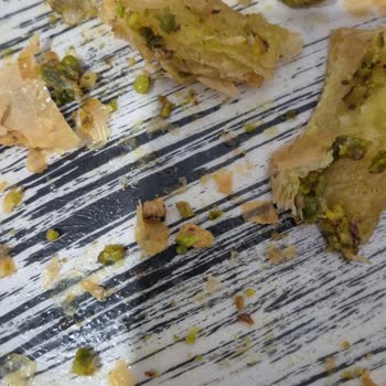 Baklavada Tahta Parçası: Hijyen Ve Sağlık Riski