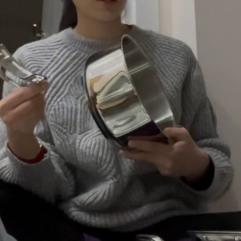 Jumbo Mağazasında Defolu Tencere Seti İadesi Gecikiyor